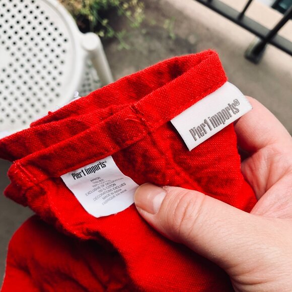 Pier 1 Imports Santa Claus Apron Costume Red White Faux Fur Trim Holiday Kitchen - Picture 6 of 6